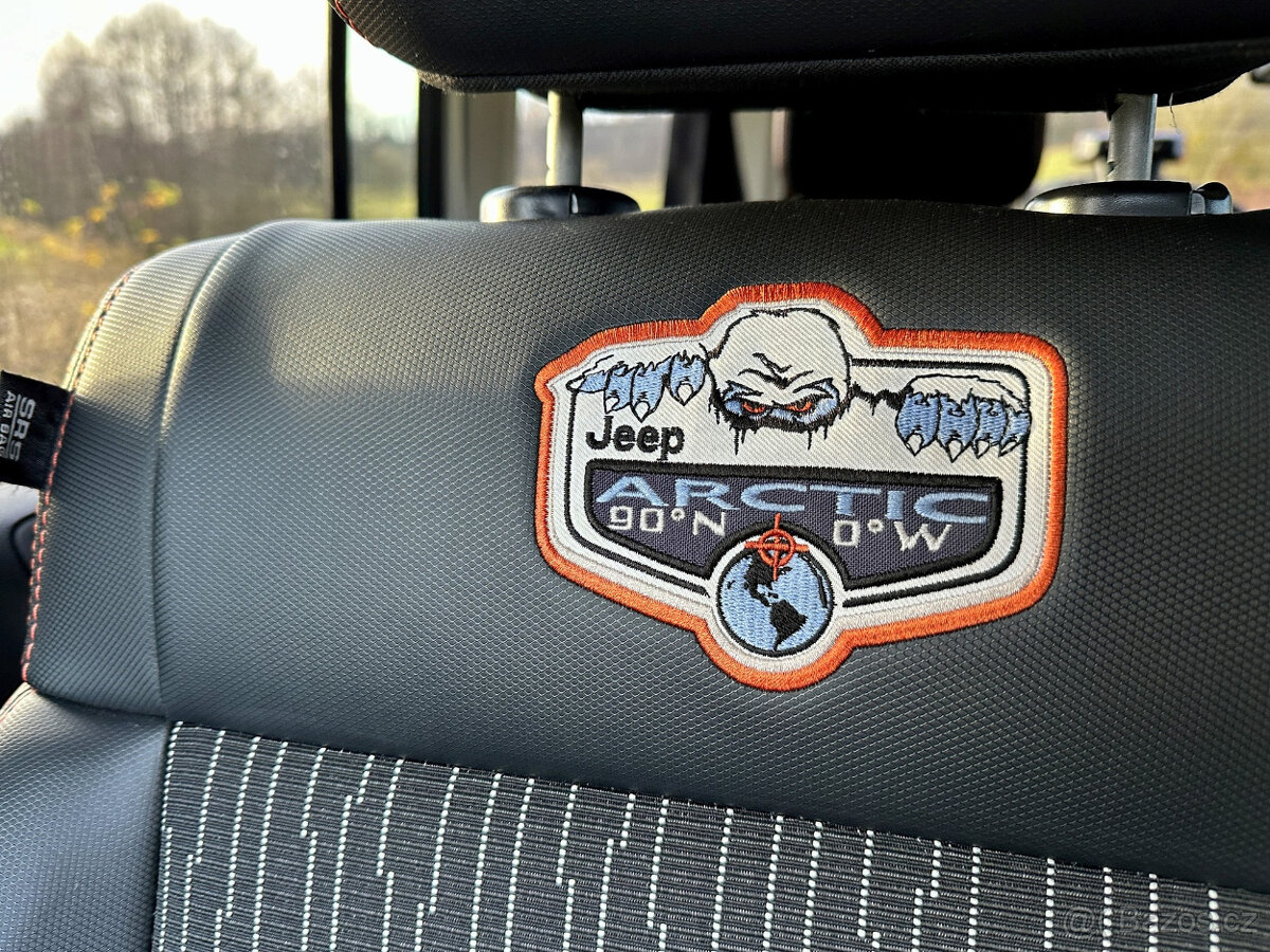 Jeep Wrangler Arctic Edice 2,8 CRD - 10