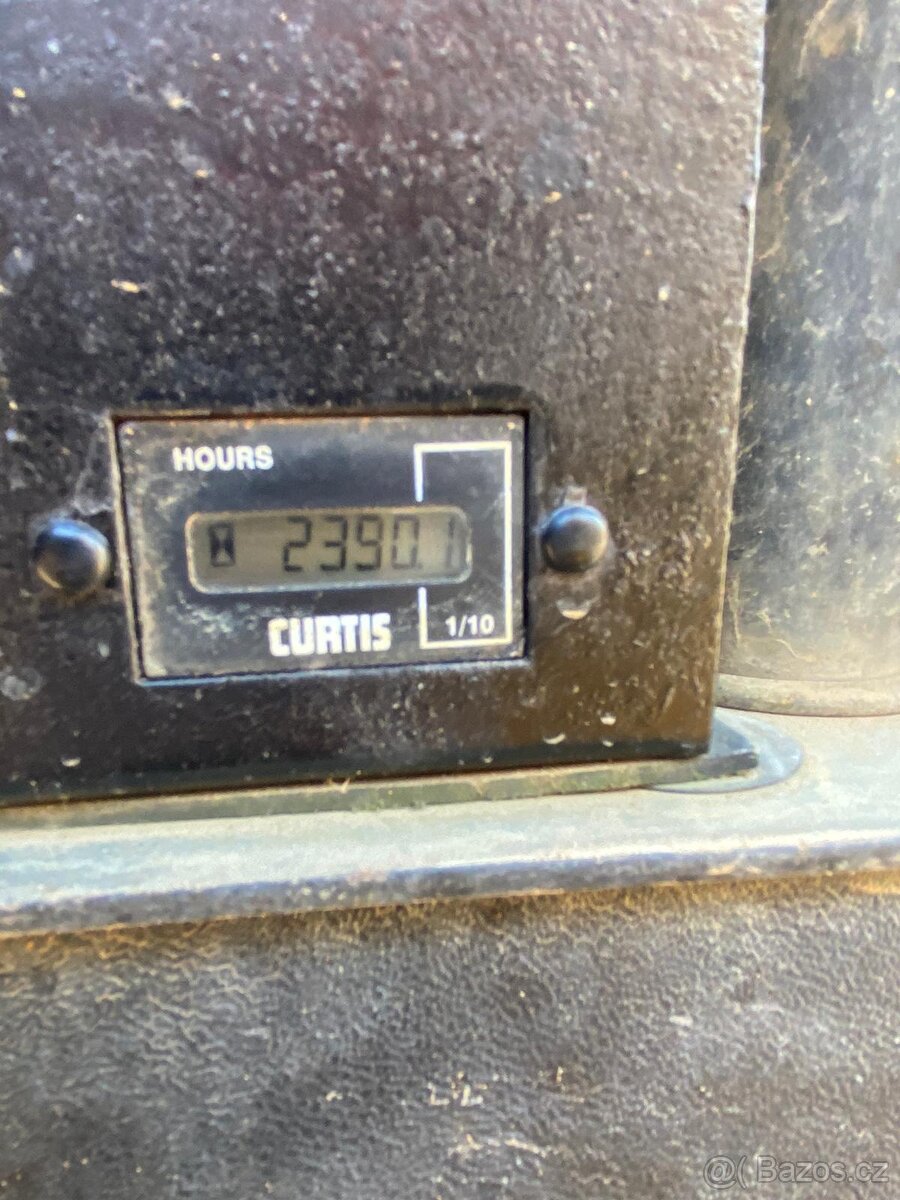 Kolový dempr MECALAC TA3SH - včetně SPZ - 10