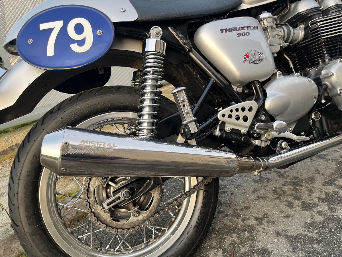 Triumph Thruxton 900 - 10
