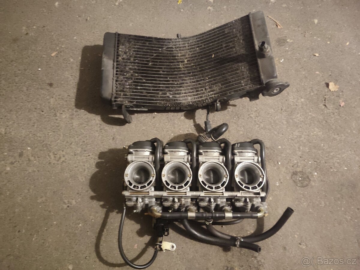 Suzuki GSX-R 750 - 10