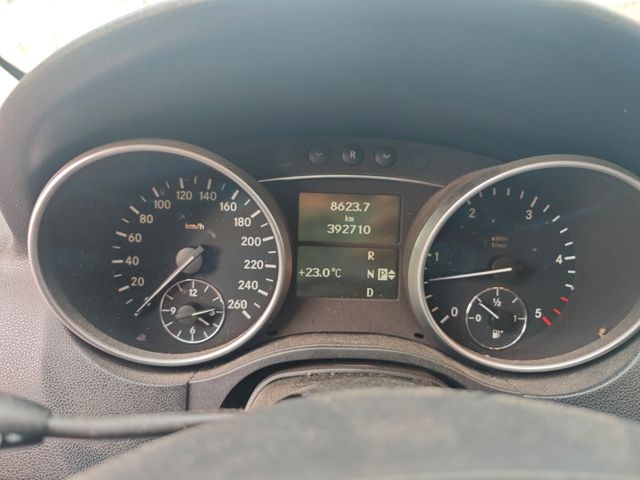 Mercedes-Benz ML 420 CDI - 10