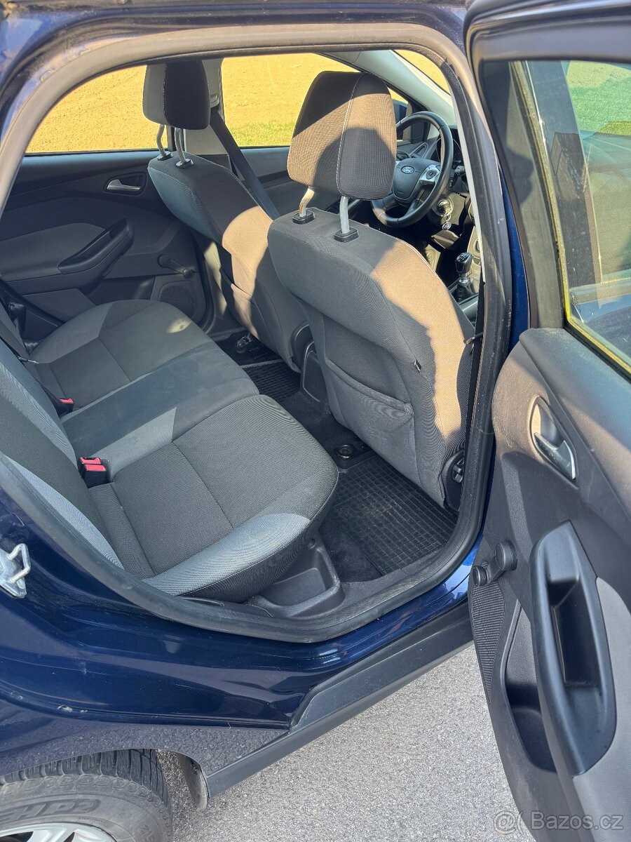 Ford Focus 1.6 TDCI - 10