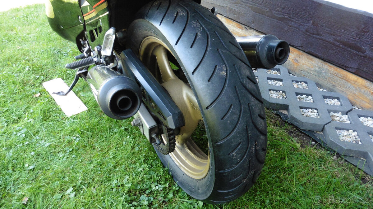 SUZUKI 600F Katana - 10