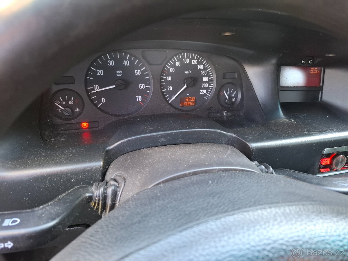 Opel Zafira 1.6i Klima Alu Model 2006.Nová Stk.,-. - 10