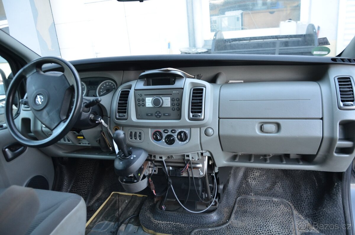 Opel Vivaro, 2.5 CDTI, 2010 - náhradní díly - 10