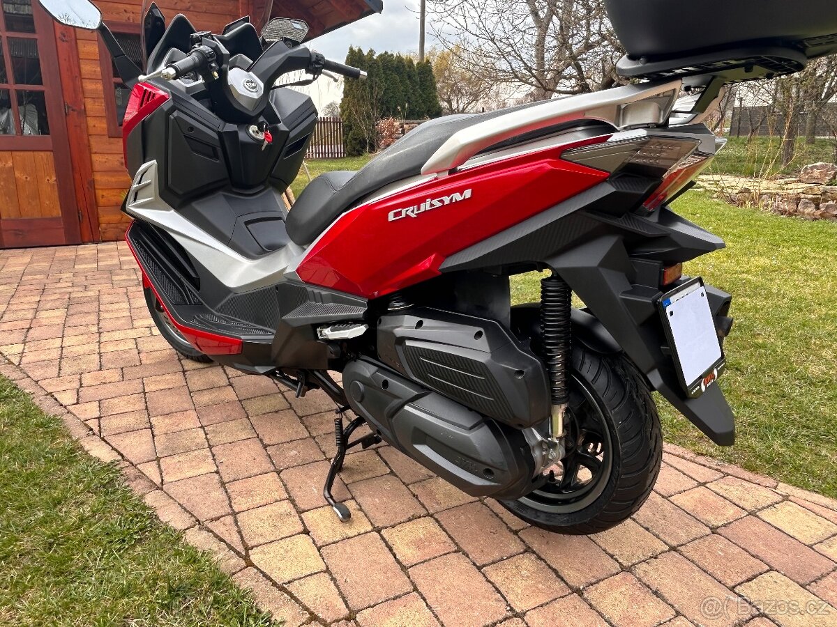 SYM Cruisym 300i - 10