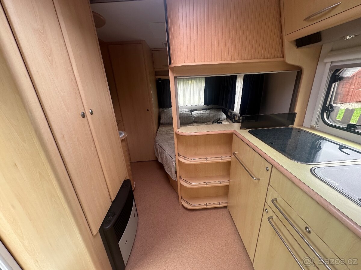 Karavan CHATEAU CALISTA 450, MOVER, SOLAR, MARKÝZA - 10