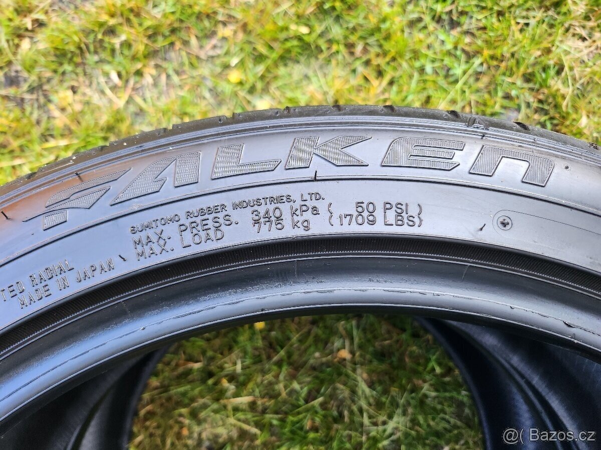4x Letní pneu Dunlop + Falken - 235/45 R19 XL - 80% - 10