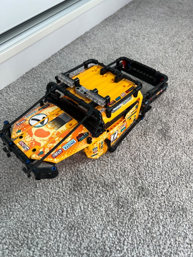 LEGO TECHNIC RC EXTRÉMNÍ TERÉŇÁK 4×4 - 10
