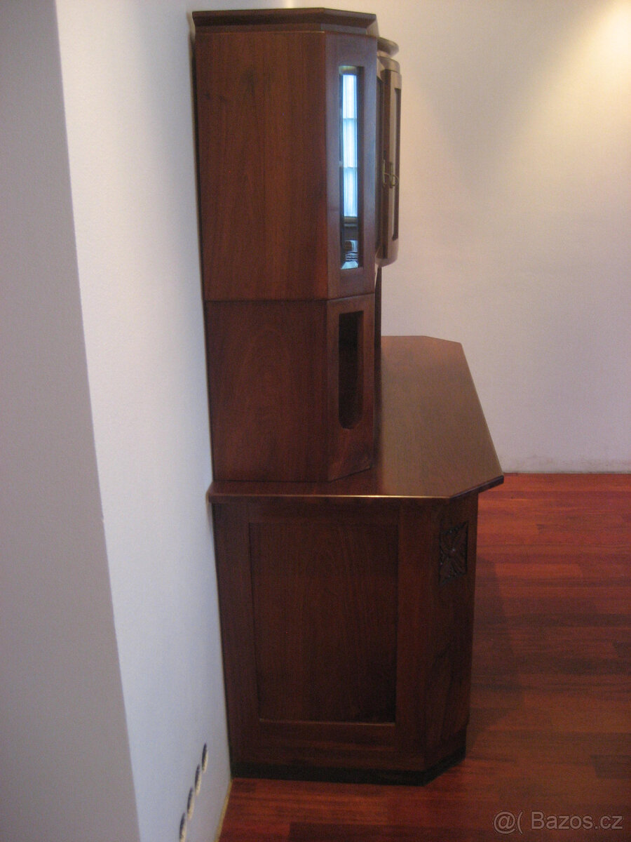 Secesní buffe, možné rozdělit jako komodu - 10