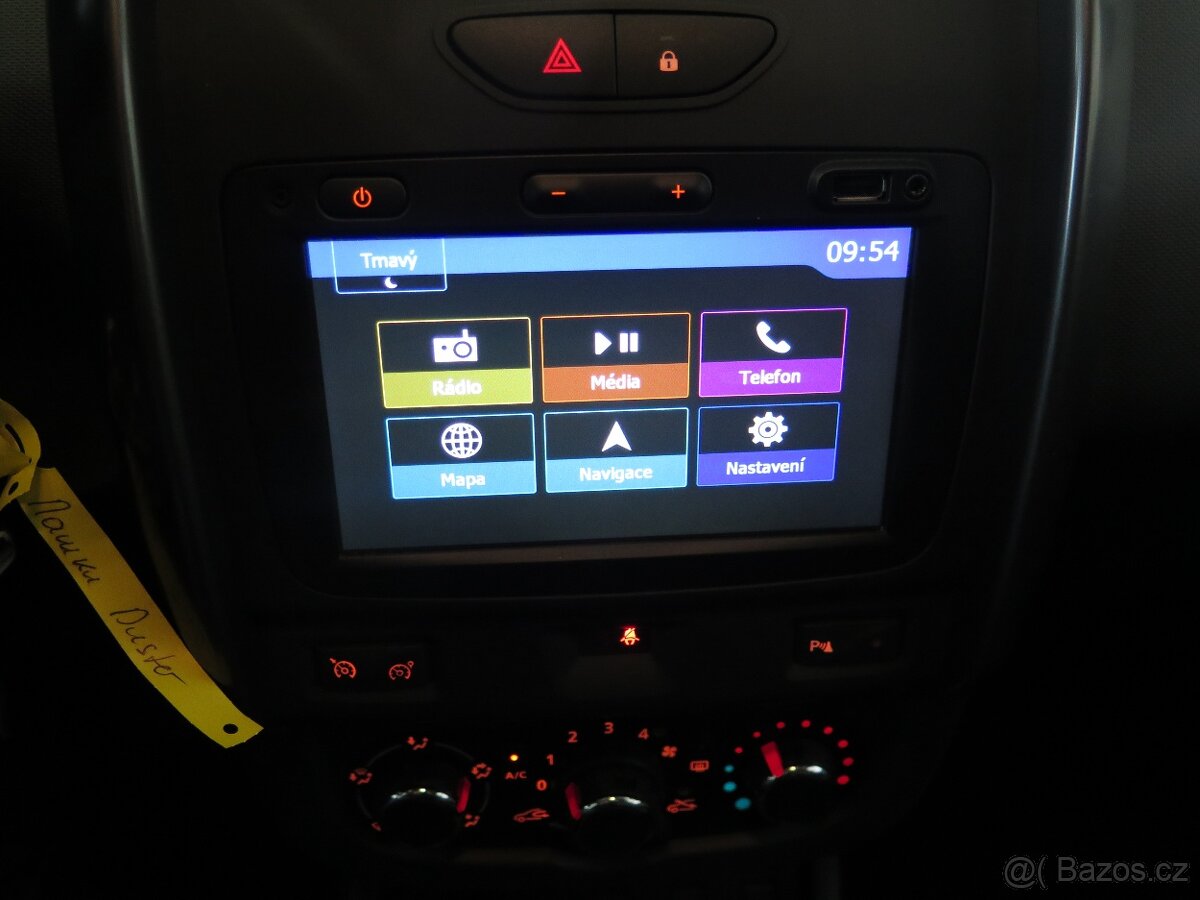 Dacia Duster 1.5dCi,80kW,4x4,klima,kůže,navgace,tažné - 10