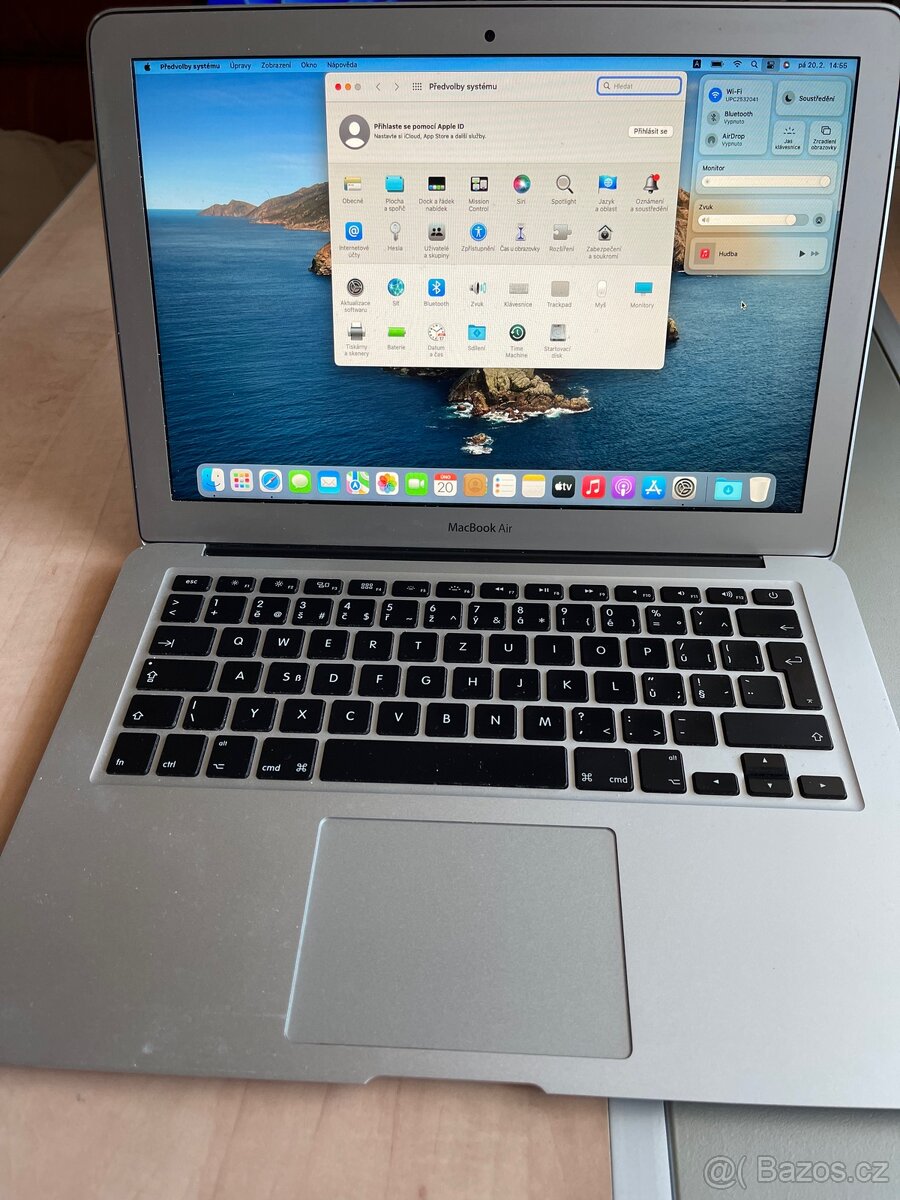 MacBook Air 13. 2015. Core i5 - 10