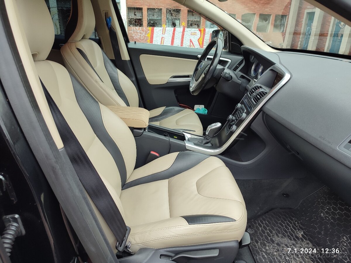 Volvo Xc60 R 230hp - 10