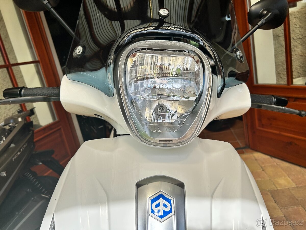 Piaggio Beverly 350 ABS - 10