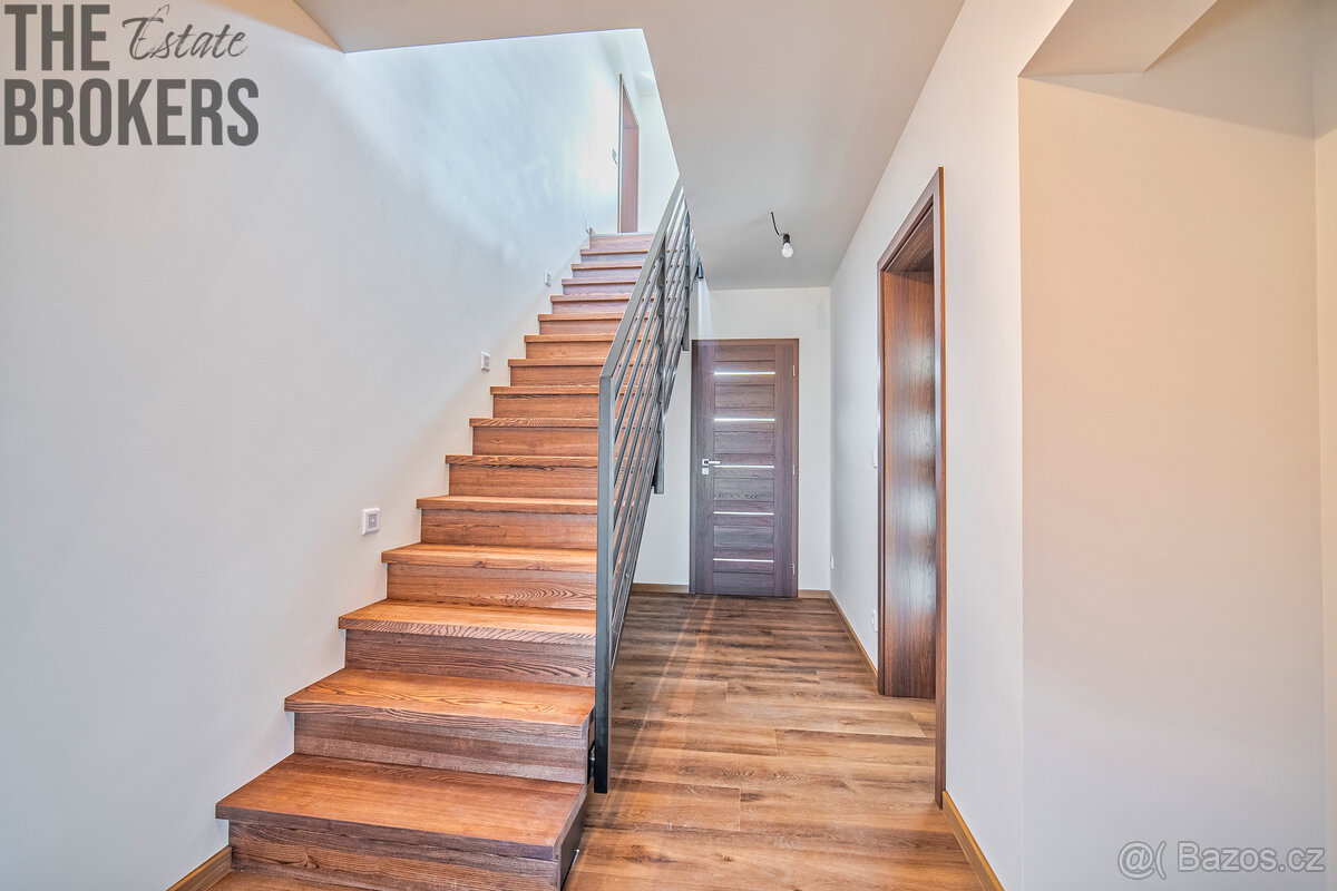 Prodej řadového domu, 145 m2, garáž, pozemek 385 m2, Bylany - 10