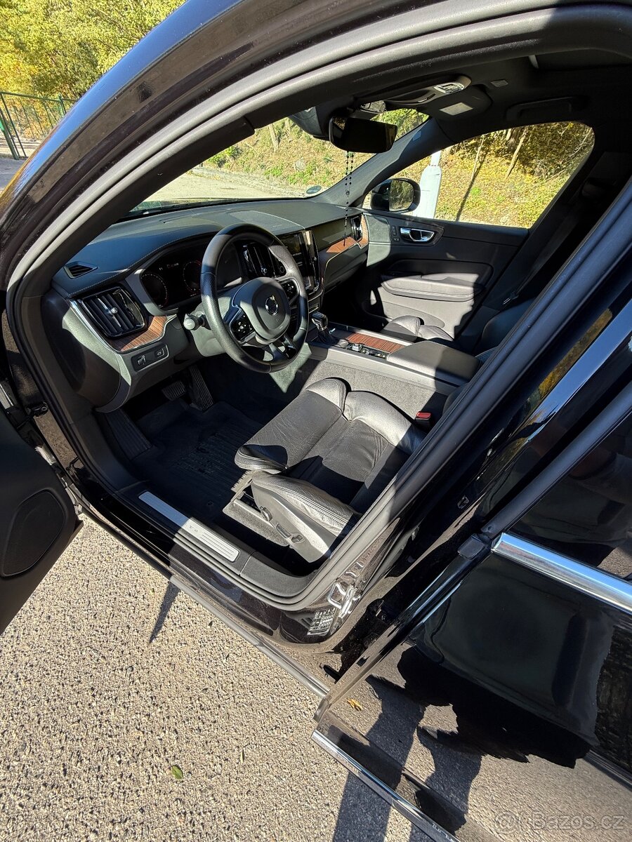Volvo XC60 D5 Inscription - 10