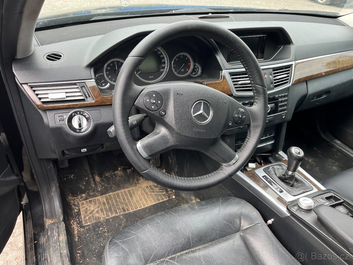 Mercedes W212 E 200 CDI - díly - 10