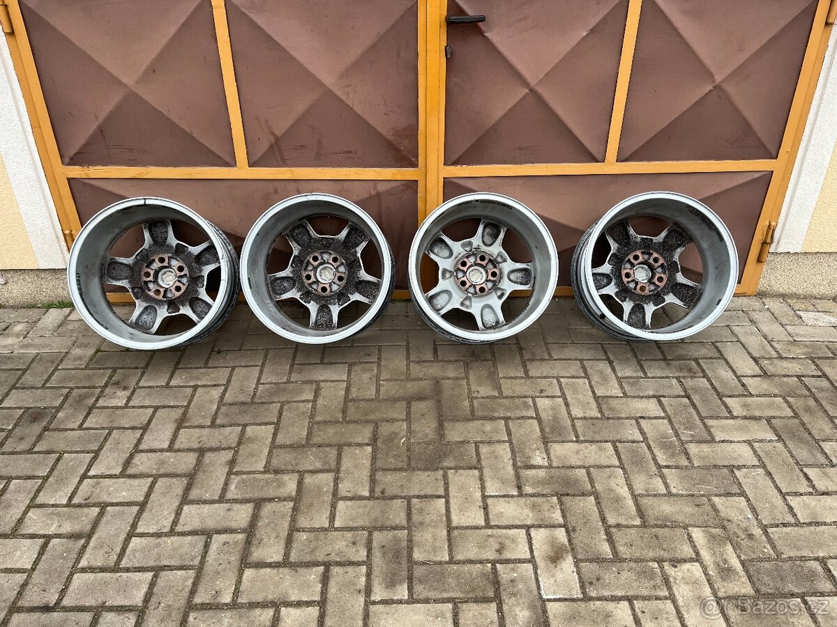 Alu kola Land Rover R18 5x120 - č. 122 - 10