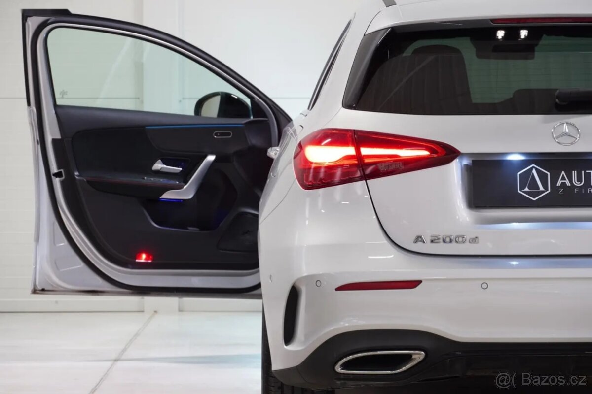 Mercedes-Benz Třídy A, A200D,NIGHT,AMG,ČR,DPH,ZÁRUKA - 10