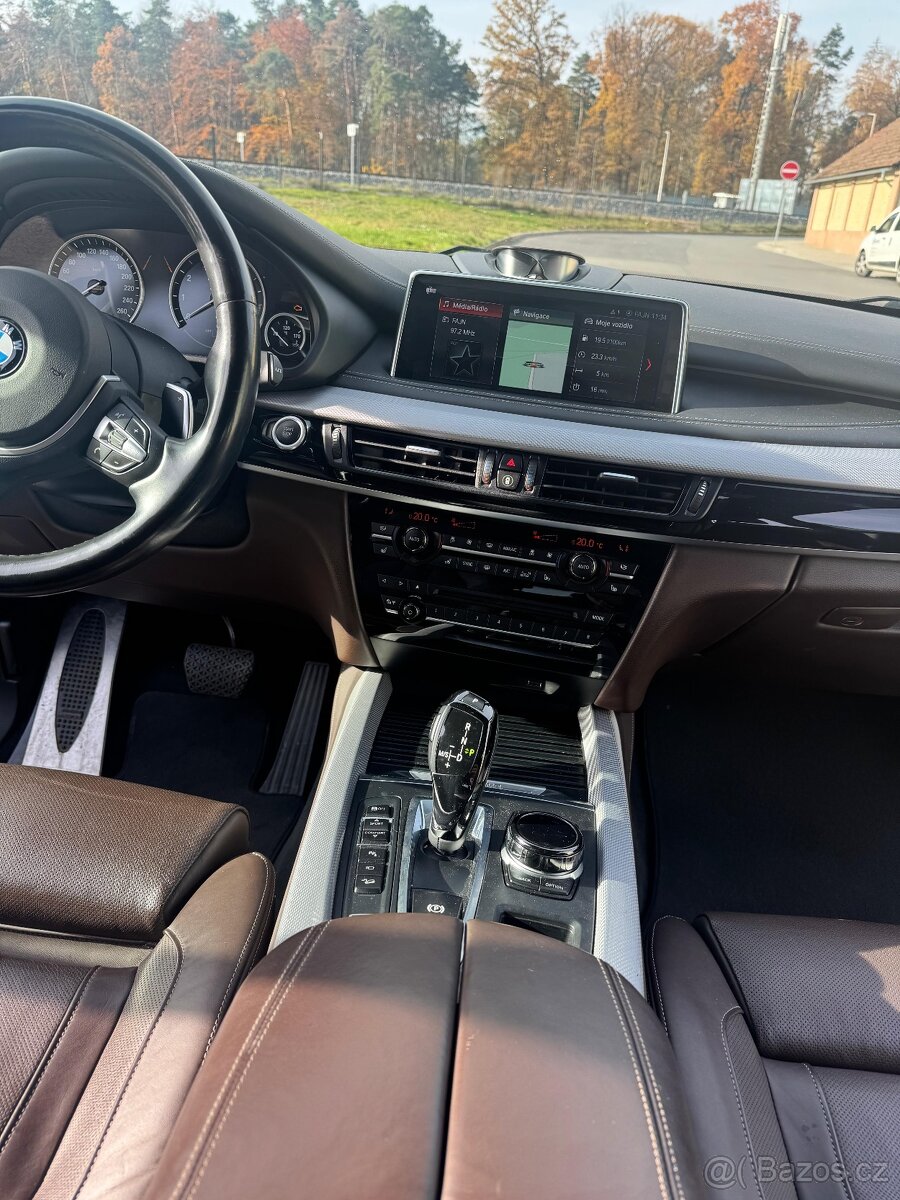 BMW X5 xDrive 40e F15 DPH TOP VÝBAVA M PLUG IN HYBRID - 10