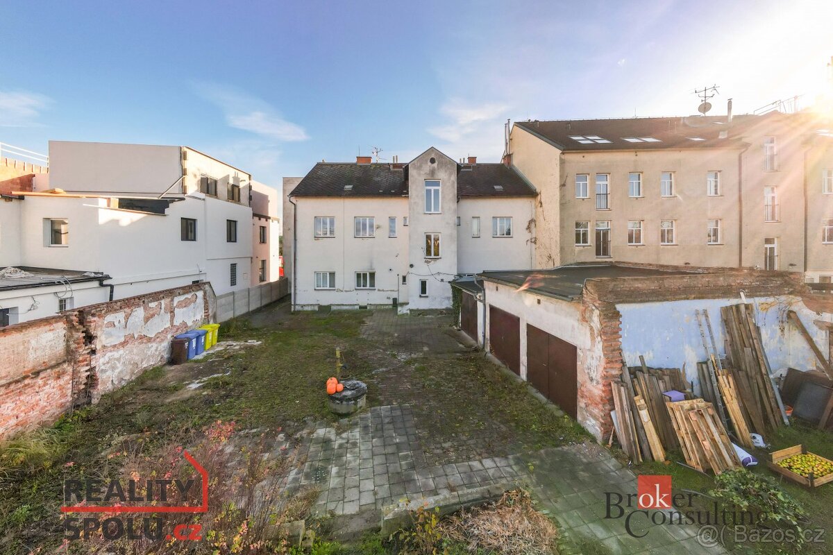 Prodej, komerční/činžovní dům, 536 m2, Pražská třída 7/64, K - 10