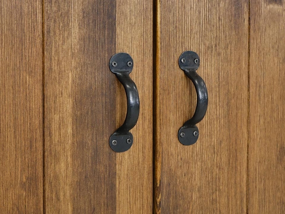 RUSTIKÁLNÍ ŠATNÍ SKŘÍŇ - 10