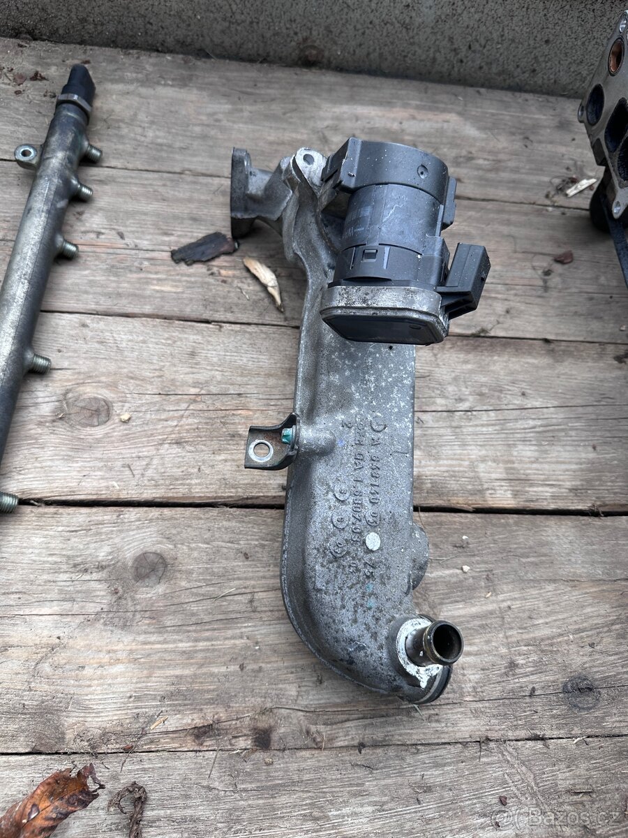 Díly na W211 om648 - 10