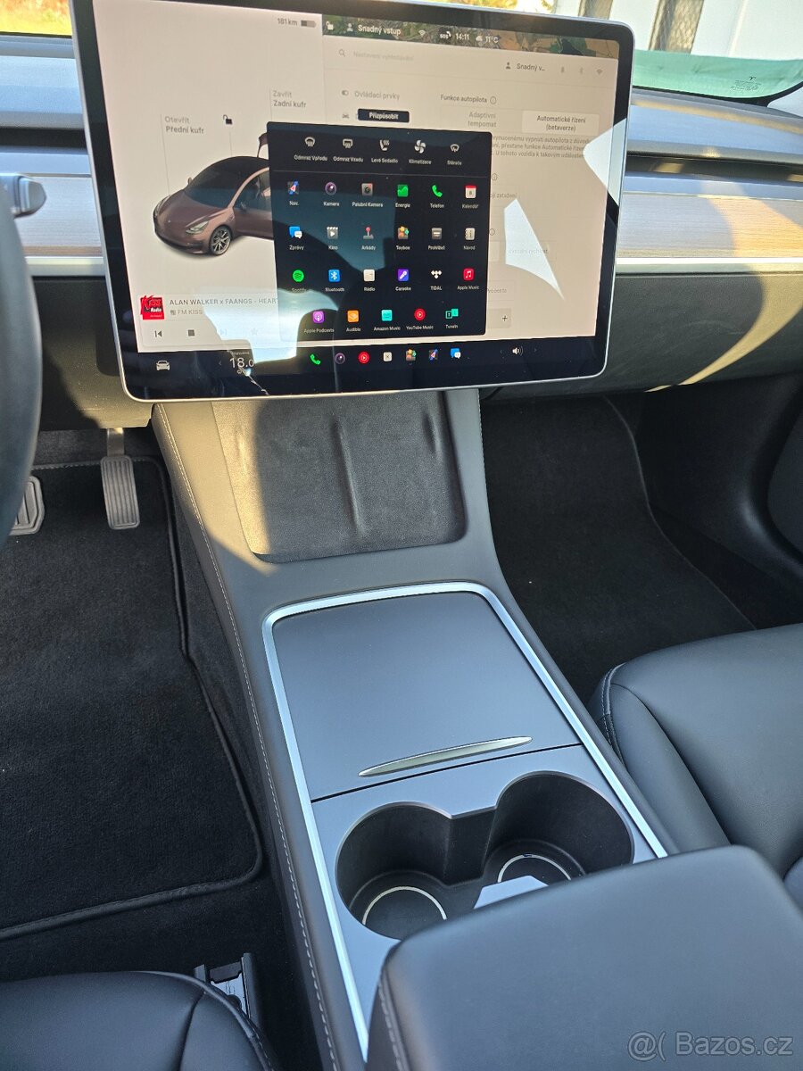 Tesla model 3 standart range plus - 10