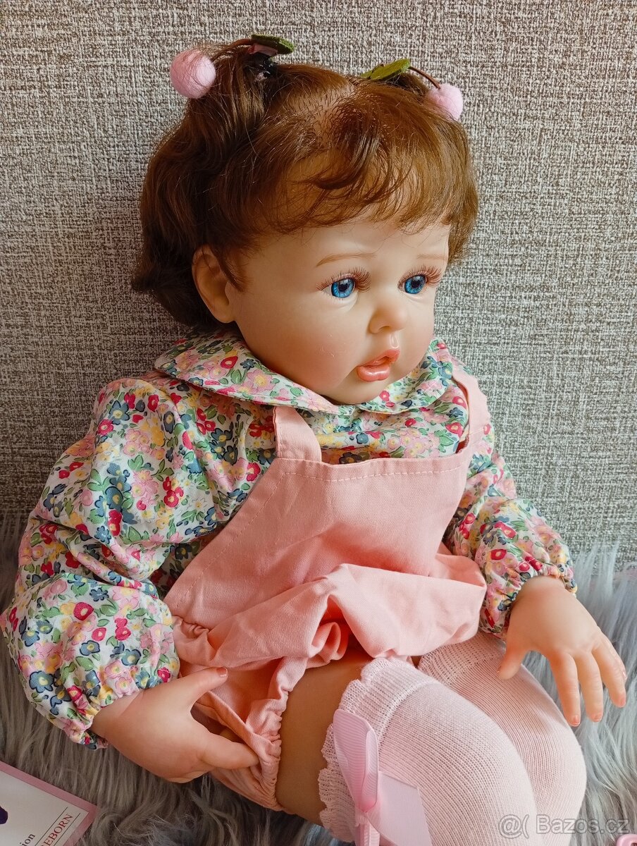 Realistická Reborn panenka holčička 60 cm - 10