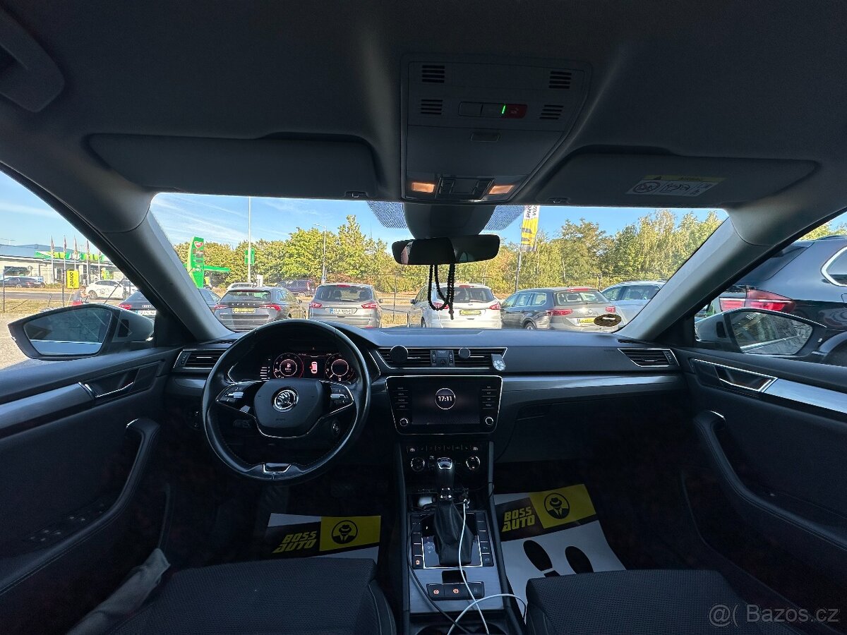 Skoda Superb 2021 - 10