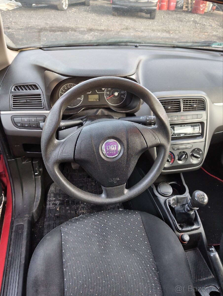 Fiat Grande Punto 1.2 8v - 10