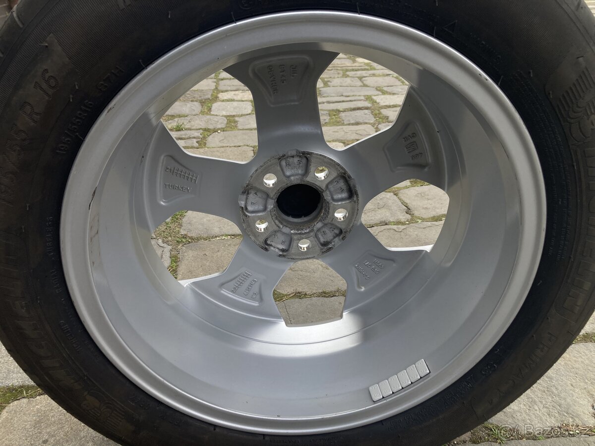 Alu ŠKODA FABIA 4 - 5x100 letní MICHELIN 195/55R16 90% 2023 - 10