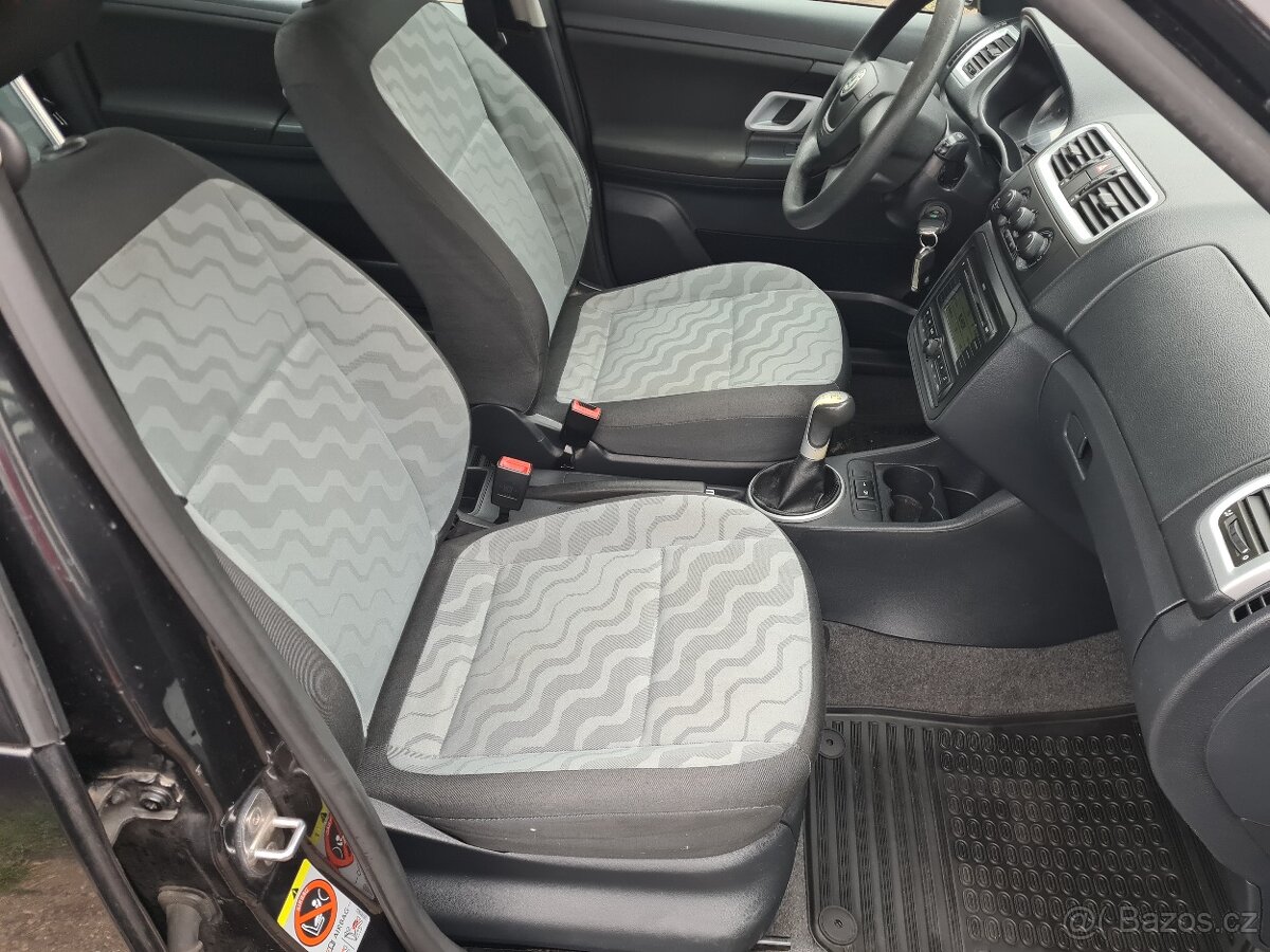 Škoda Roomster 1.4_16V/63 kW - 10