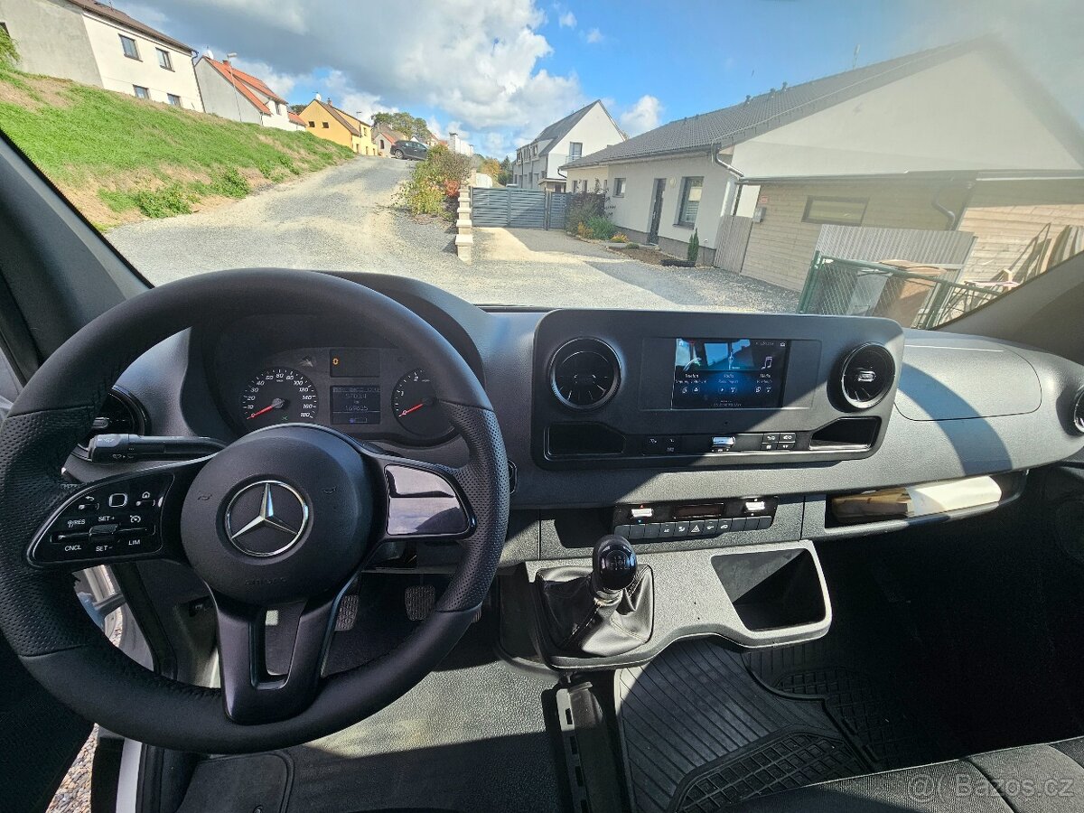 Mercedes-Benz Sprinter 2.2 CDI 7 míst - 10