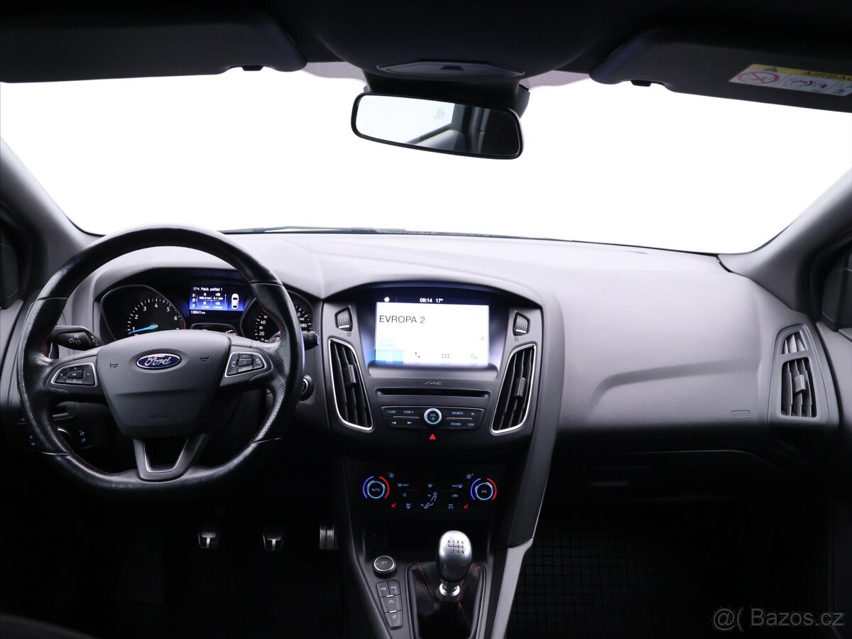 Ford Focus 1,5 EcoBoost 110kW CZ (2017) - 10