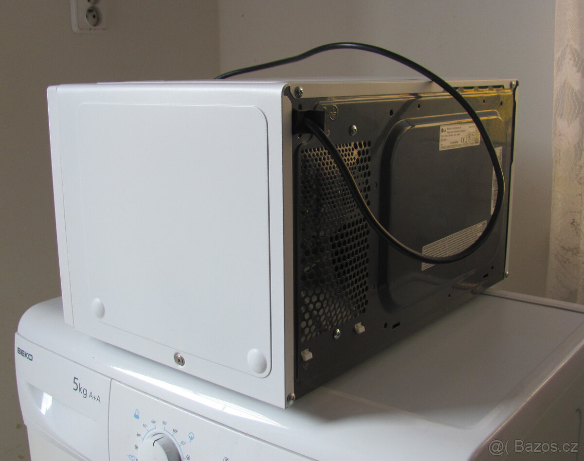 MIKROVLNNÁ TROUBA LG - 10