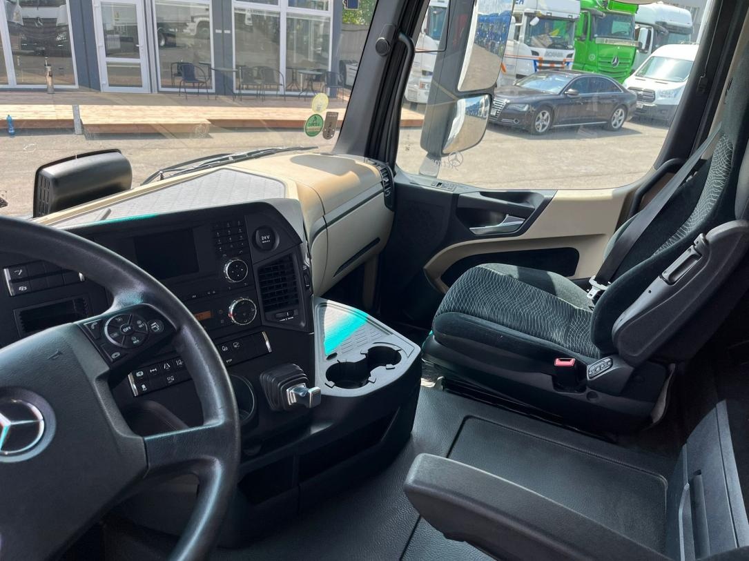 Mercedes-Benz ACTROS 1835 BDF AUTOMAT EURO VI Dhollandia DHS - 10