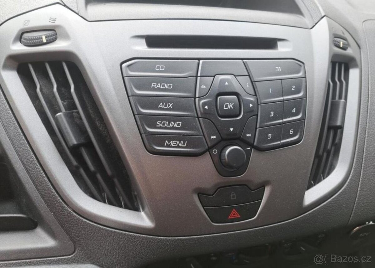 Ford Transit Custom 2,2 TDCI nafta manuál 74 kw - 10