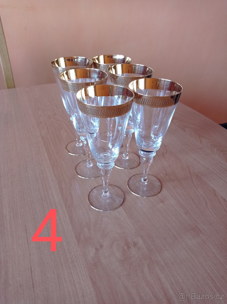 Různé sety sklenic - 10