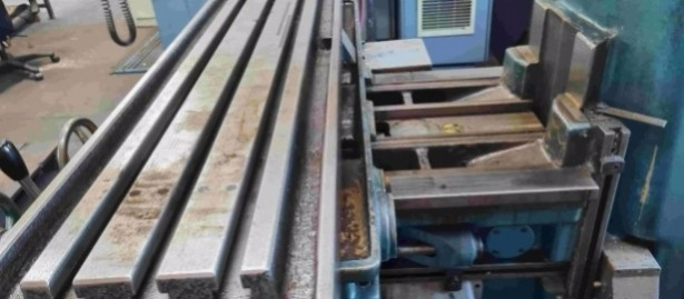 Použitá FA 4V frézka, GO 2009 - 10