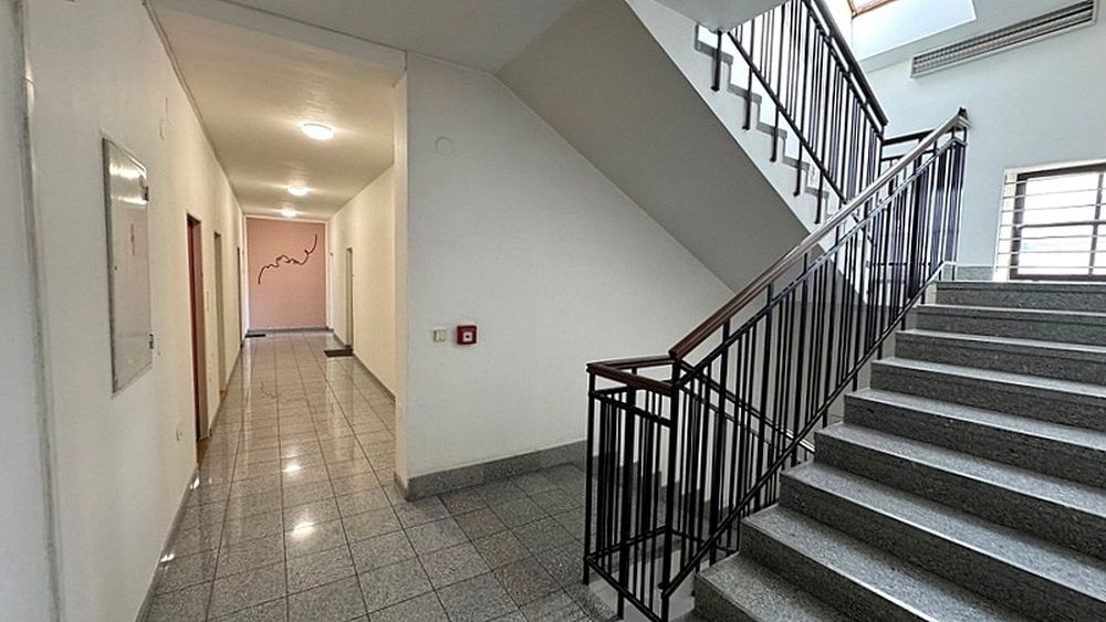 Pronájem kanceláře 69m2 v centru města - ul.Husova - 10