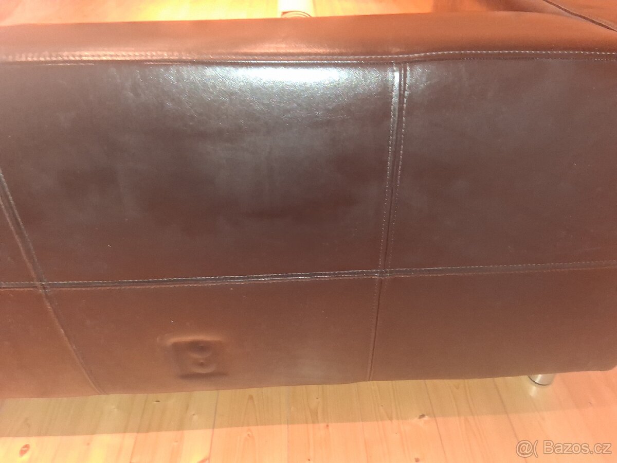Prodám IKEA Klippan koženkovou pohovku. - 10