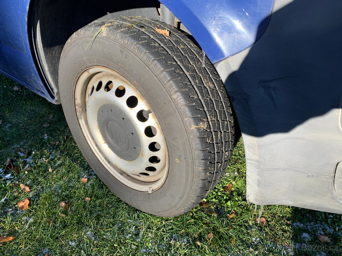 Transporter T5, 2.0tdi, 9 míst, 2012 - 10