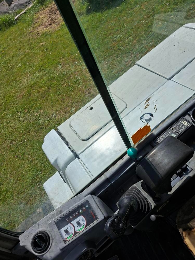 Takeuchi TB 250, klima, 3x lžíce - 10
