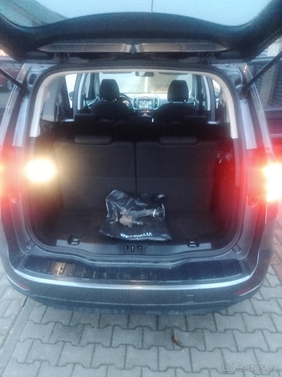 Ford Galaxy /2.0 TDCI 110Kw Titanium , aut. Motor 20.000 km - 10