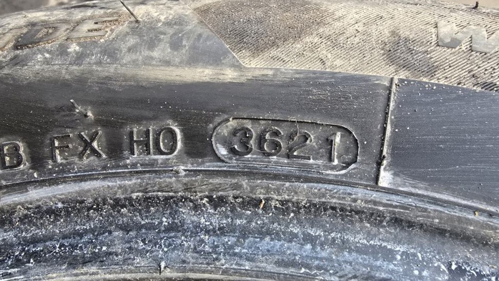 Zimní pneumatika 225/50/17 Hankook - 10