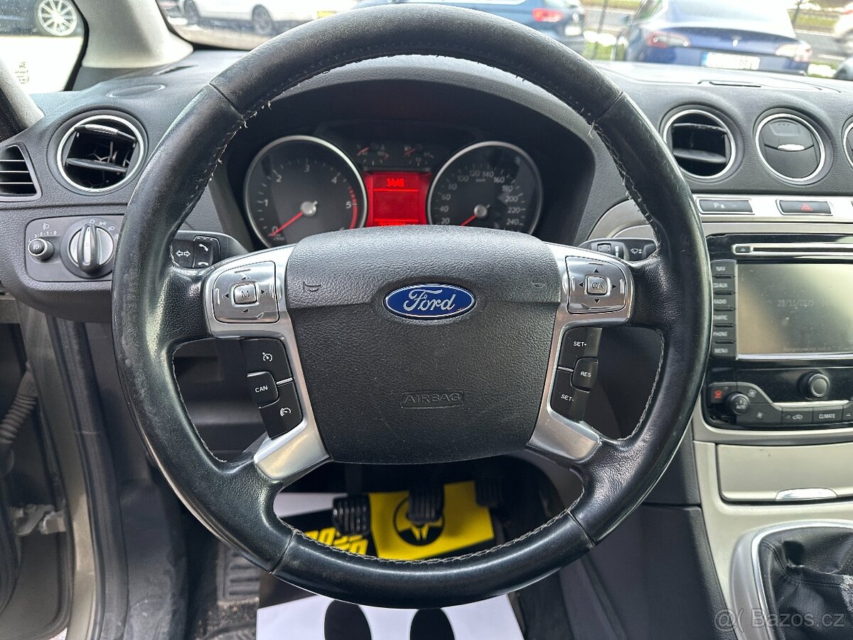 Ford Galaxy 2011 - 10