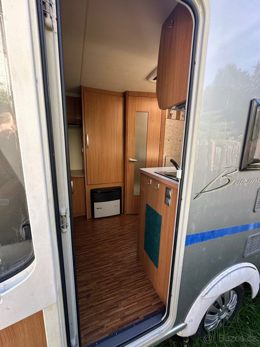 Karavan Bürstner Belcanto 2013 – výbava-klima-mover - 10