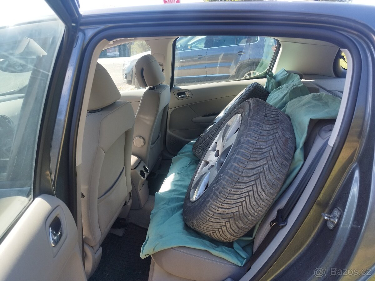 Peugeot 308 1.6 HDi nová cena - 10