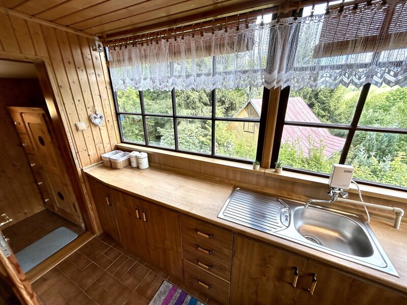 Chata, chalupa pro celoroční bydlení v obci Samařov - 10